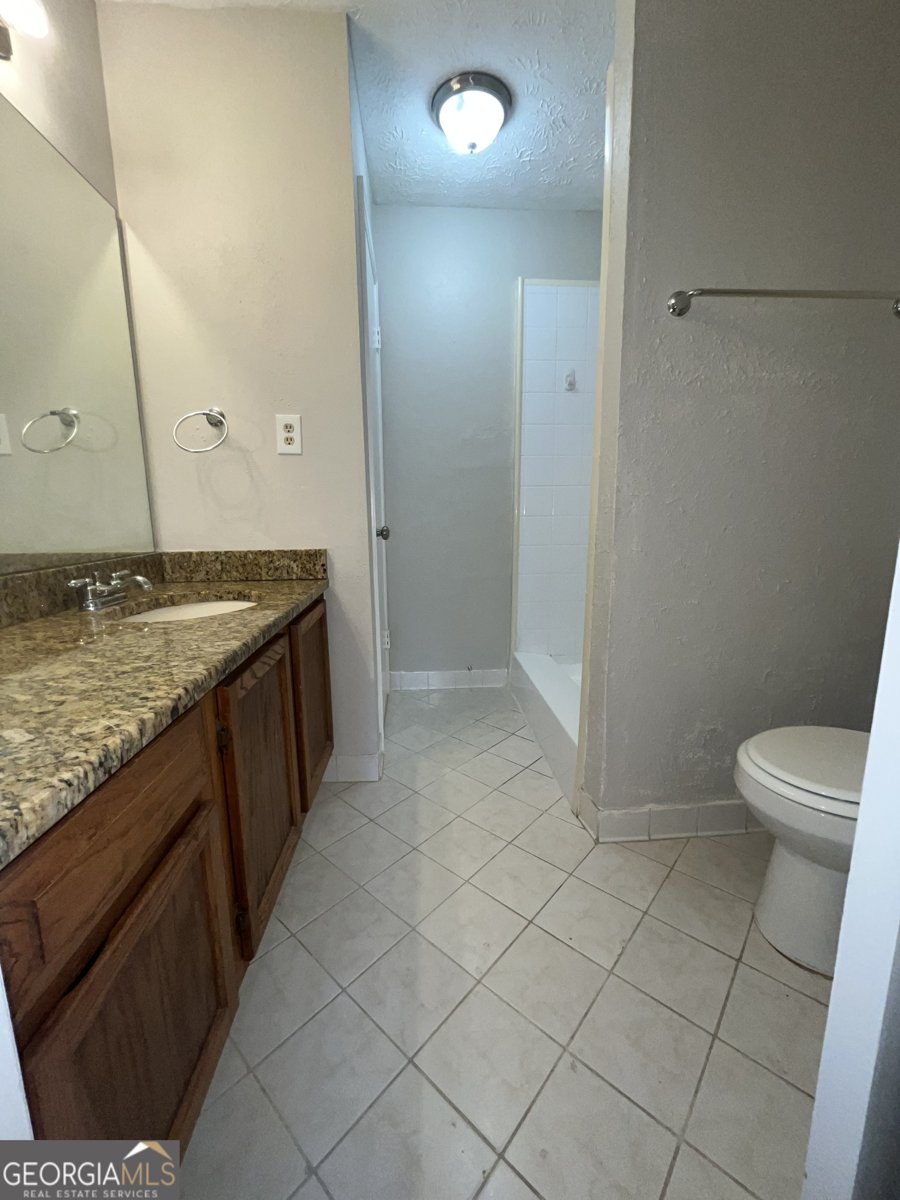 6420 Pinebark Way Morrow - 10