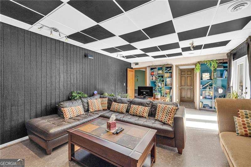10845 Shallowford Road Roswell - 68