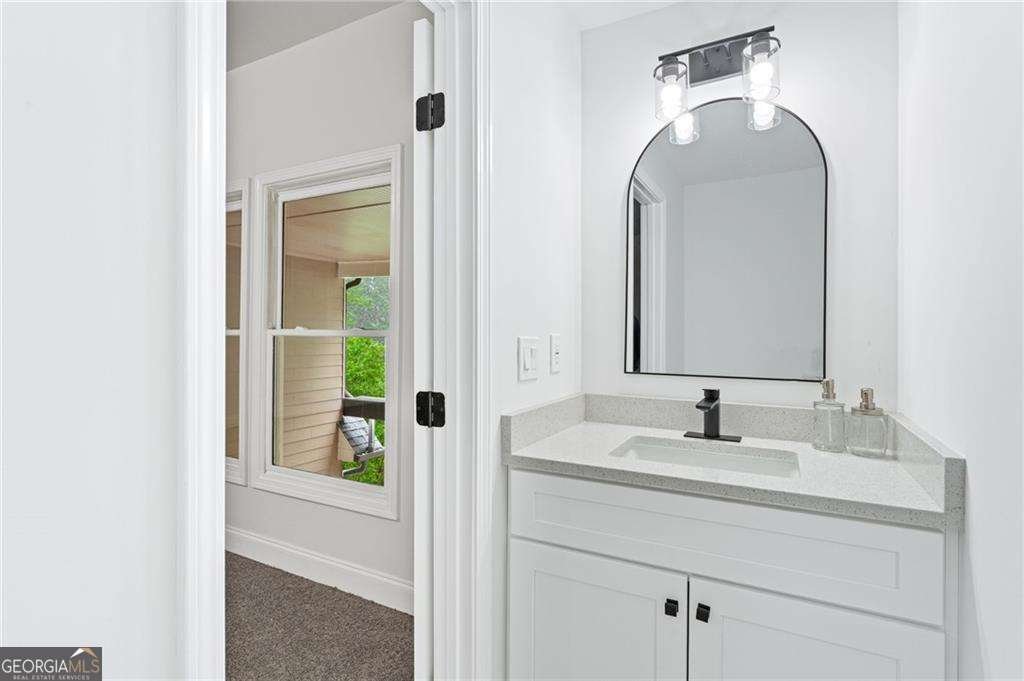 5705 Registry Oaks Lane Mableton - 43