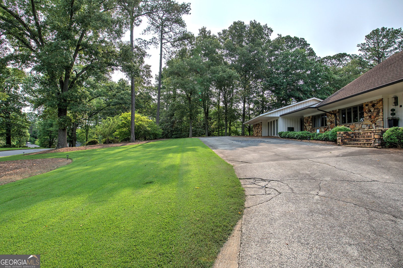 10 Woodland Drive Cartersville - 66