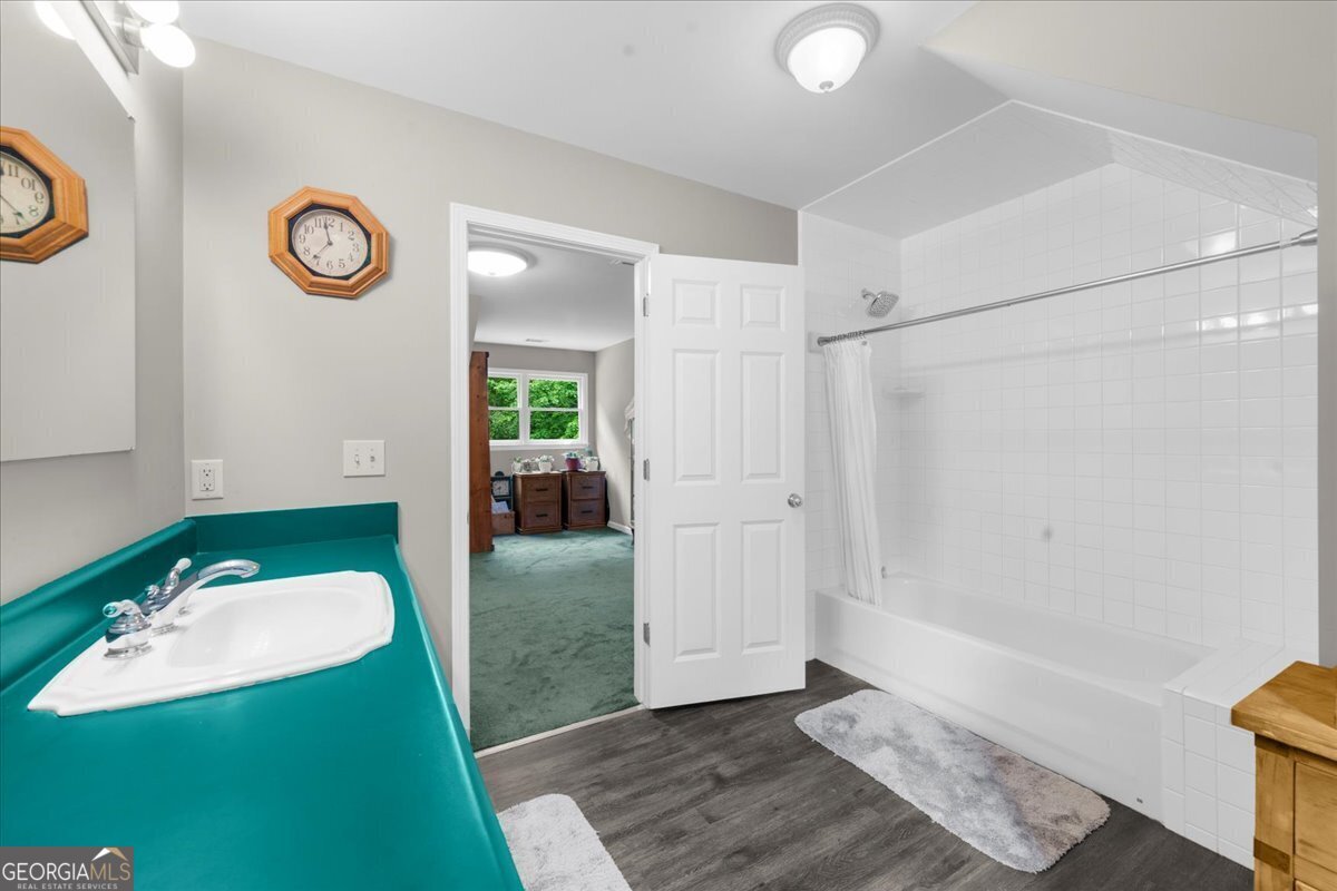 1731 Apple Pie Ridge Road Alto - 43