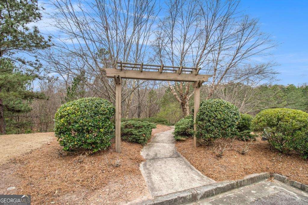 5621 Cobblestone Creek Avenue Mableton - 33