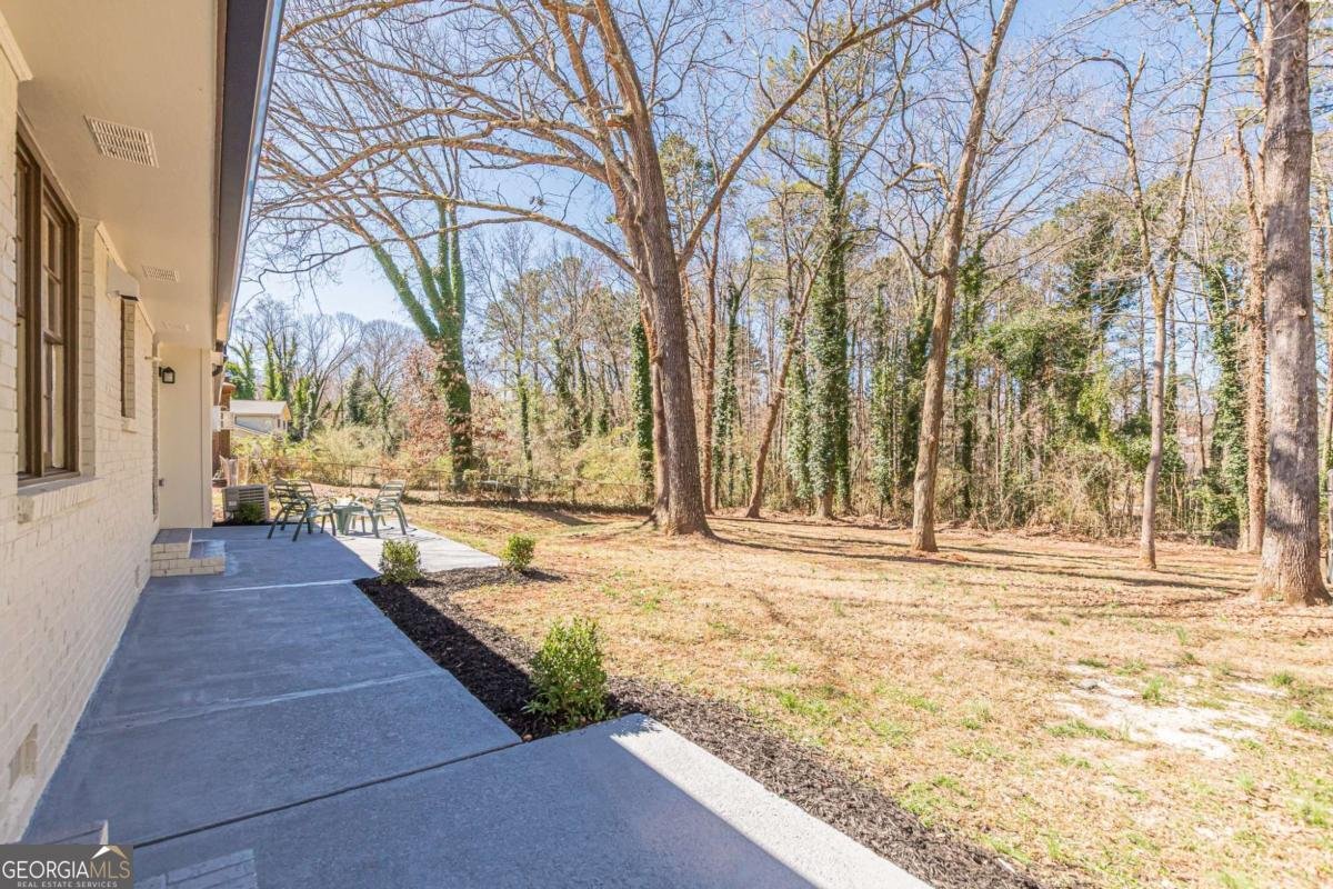 442 Mountain Park Trail Stone Mountain - 34