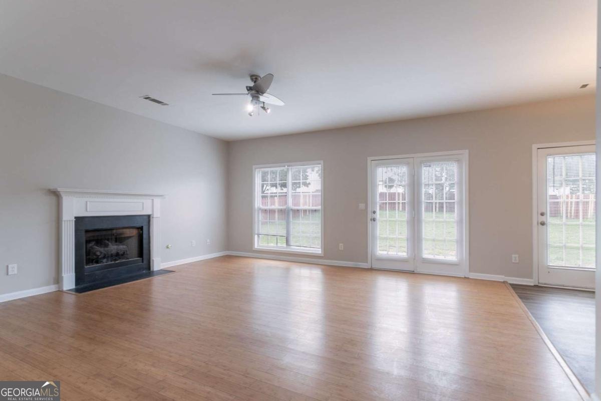 806 Chelsea Wood Court Stockbridge - 4
