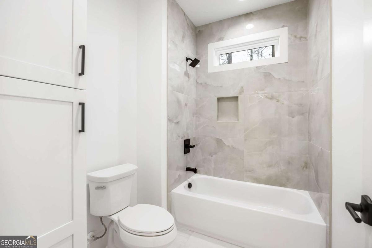 1050 Carnoustie Greensboro - 33