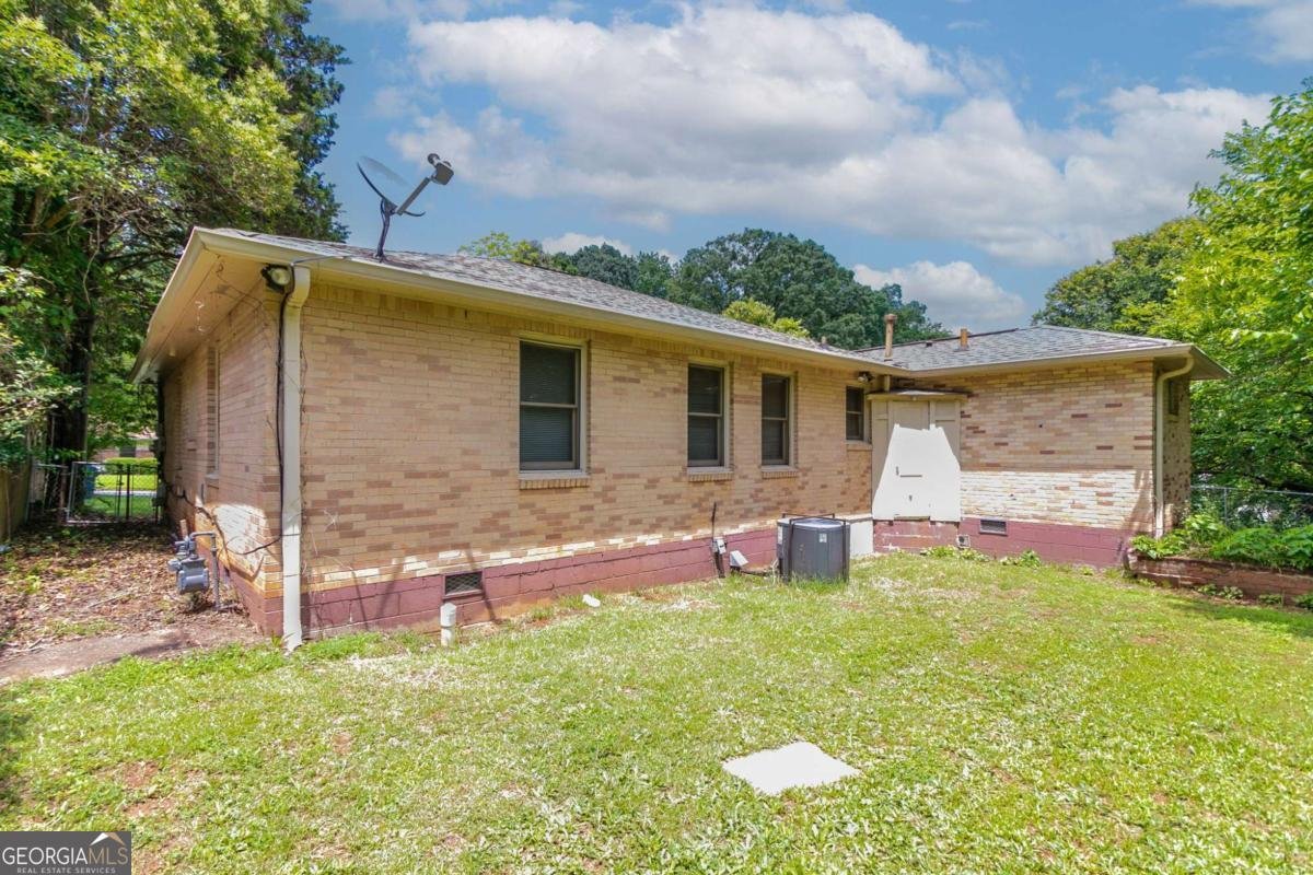61 Springside Drive Atlanta - 23