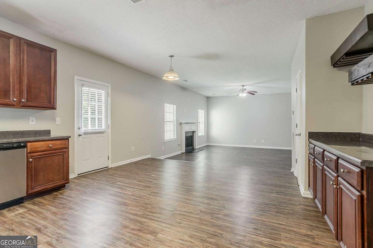 4938 Wewatta Street Atlanta - 6