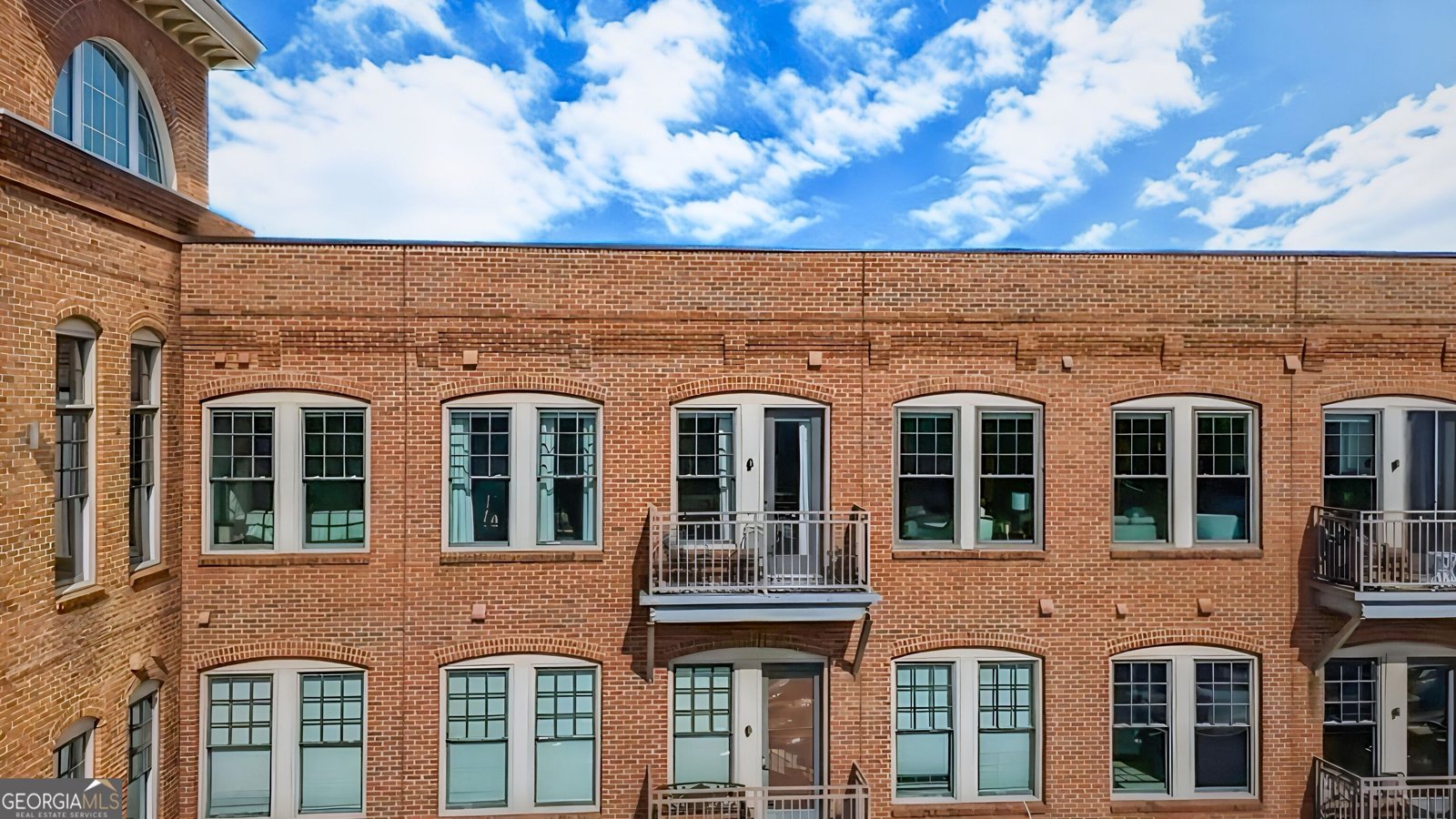360 Chambers Street Woodstock - 3