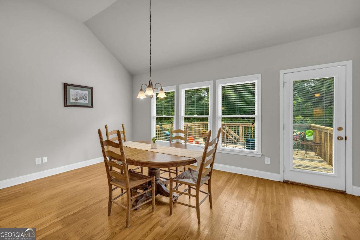 713 Lincoln Drive Winder - 27