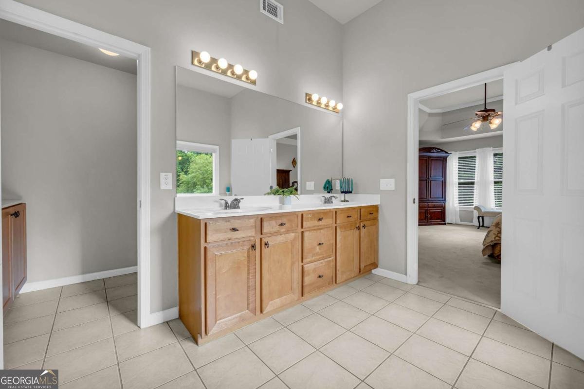 713 Lincoln Drive Winder - 42