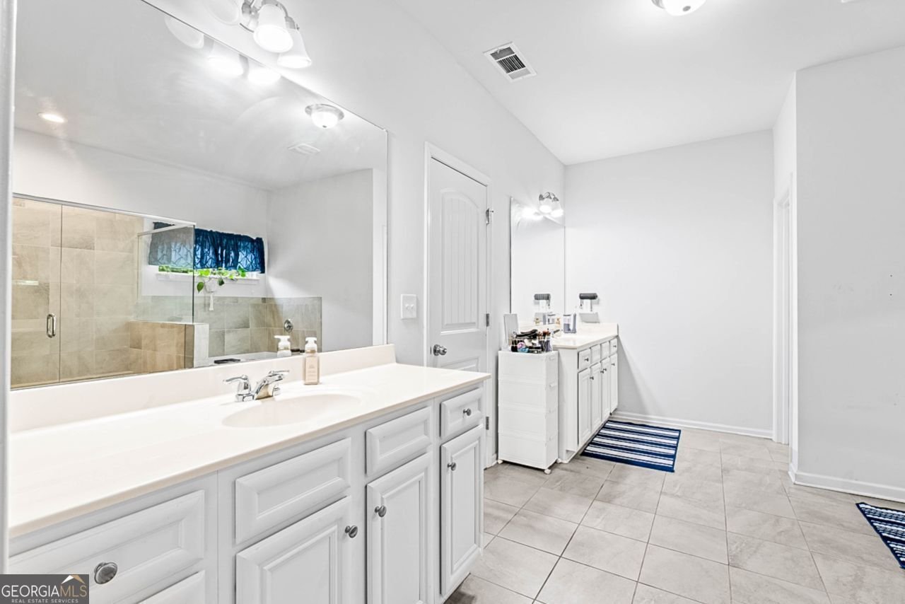 412 CULLODEN MOOR Drive McDonough - 26