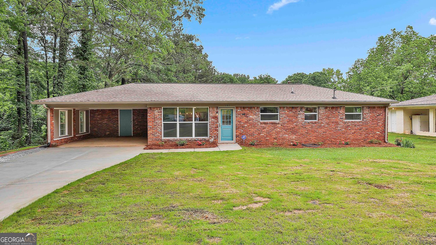 191 Pine Street Fairburn - 1