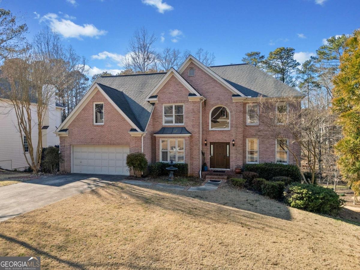 735 Amberton Close Suwanee - 1