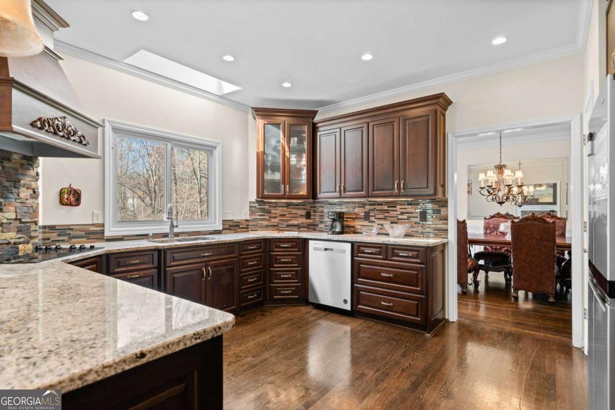 735 Amberton Close Suwanee - 10
