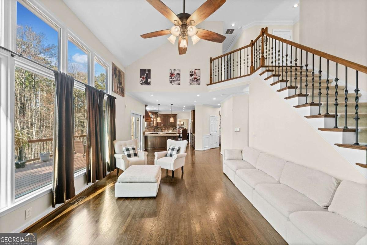 735 Amberton Close Suwanee - 6