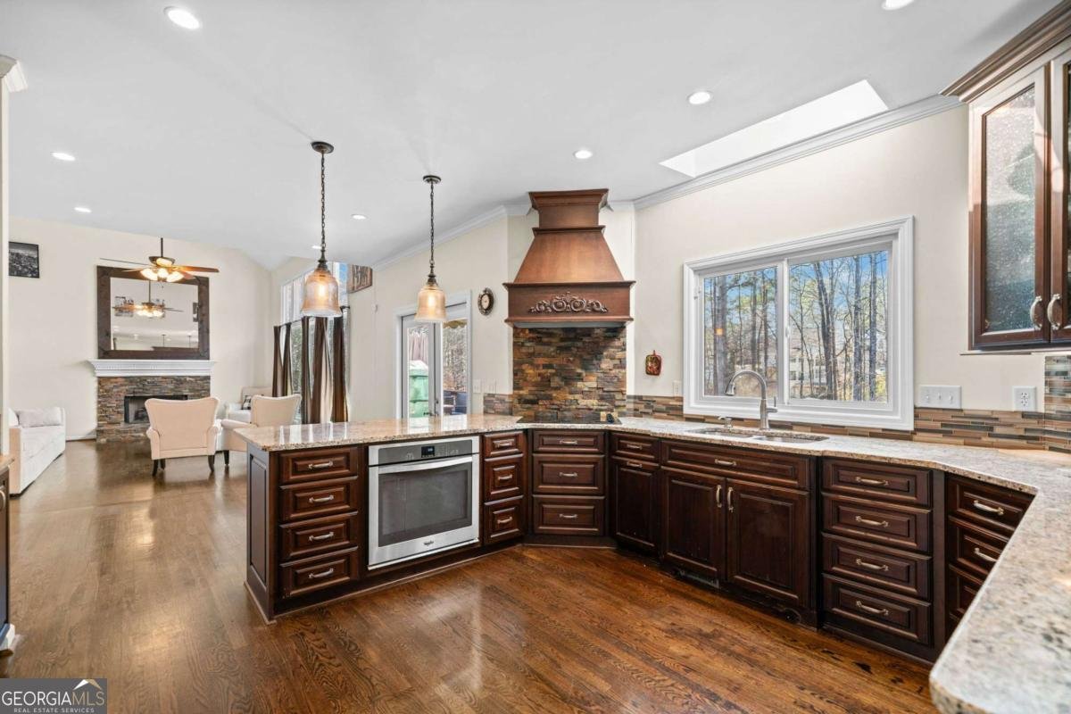 735 Amberton Close Suwanee - 7