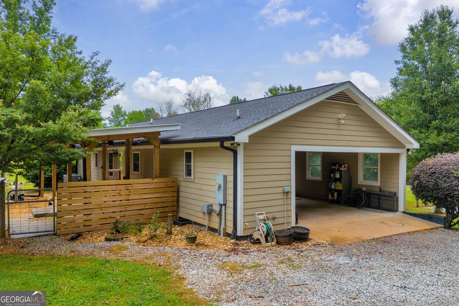 241 Thomas Road Lavonia - 3