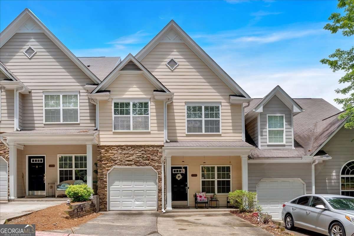 2205 Hoskin Court Kennesaw - 1