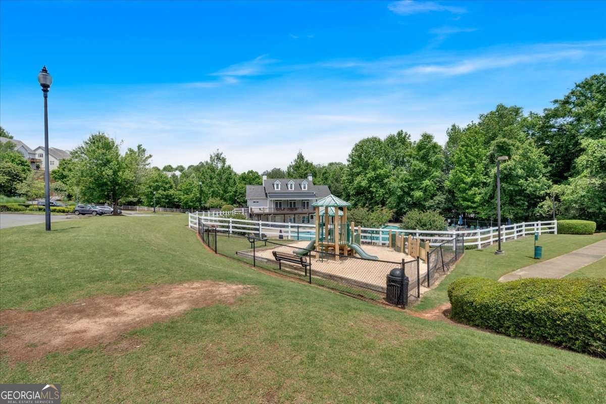 2205 Hoskin Court Kennesaw - 40