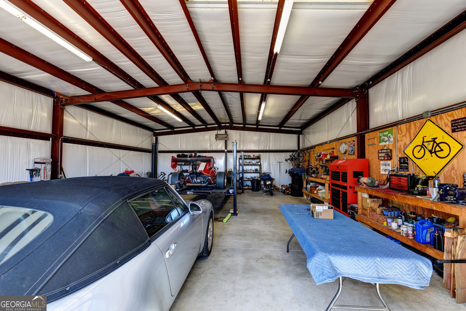 1420 Bridge Creek Road Tiger - 36