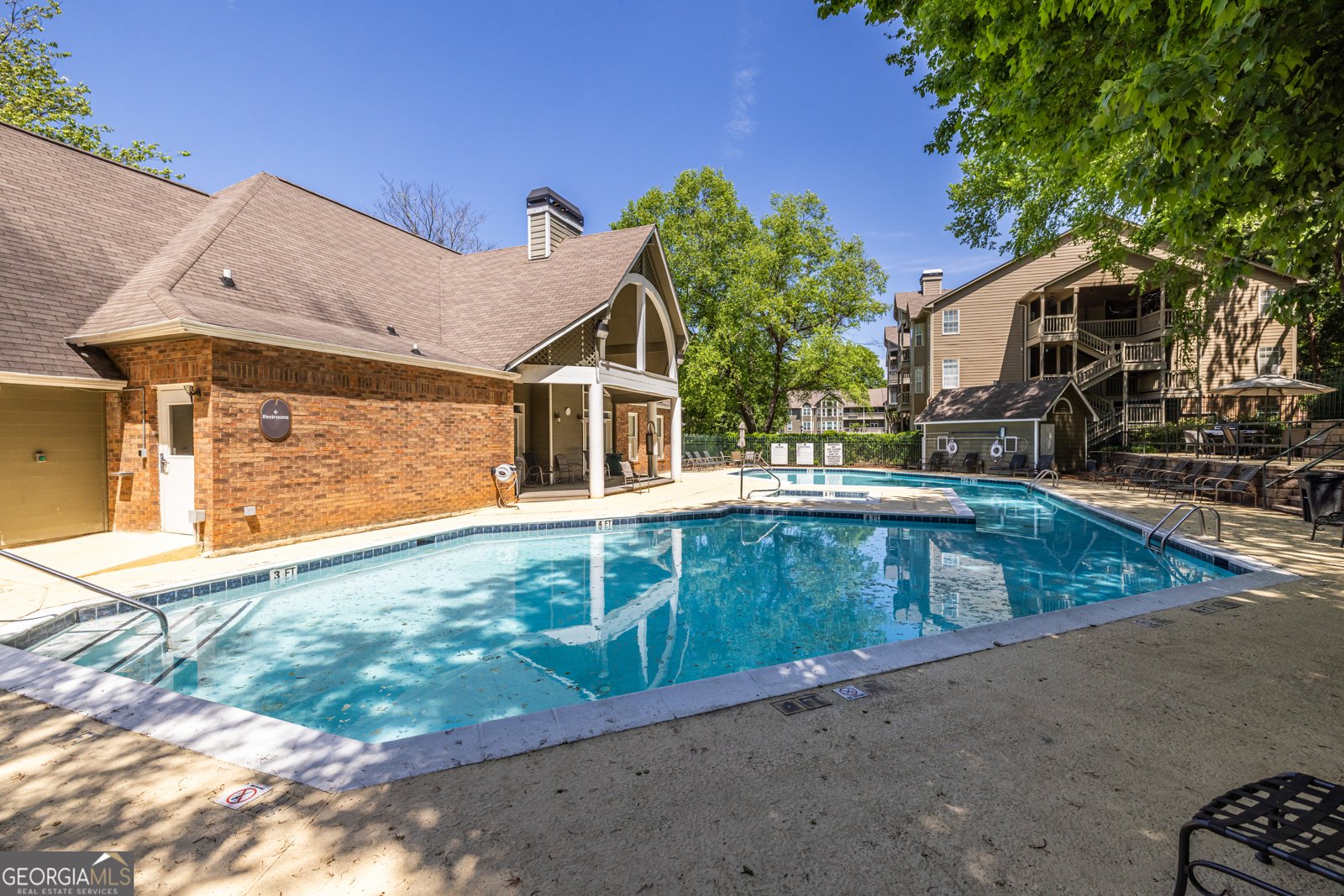 405 Mcgill Park Avenue Atlanta - 33