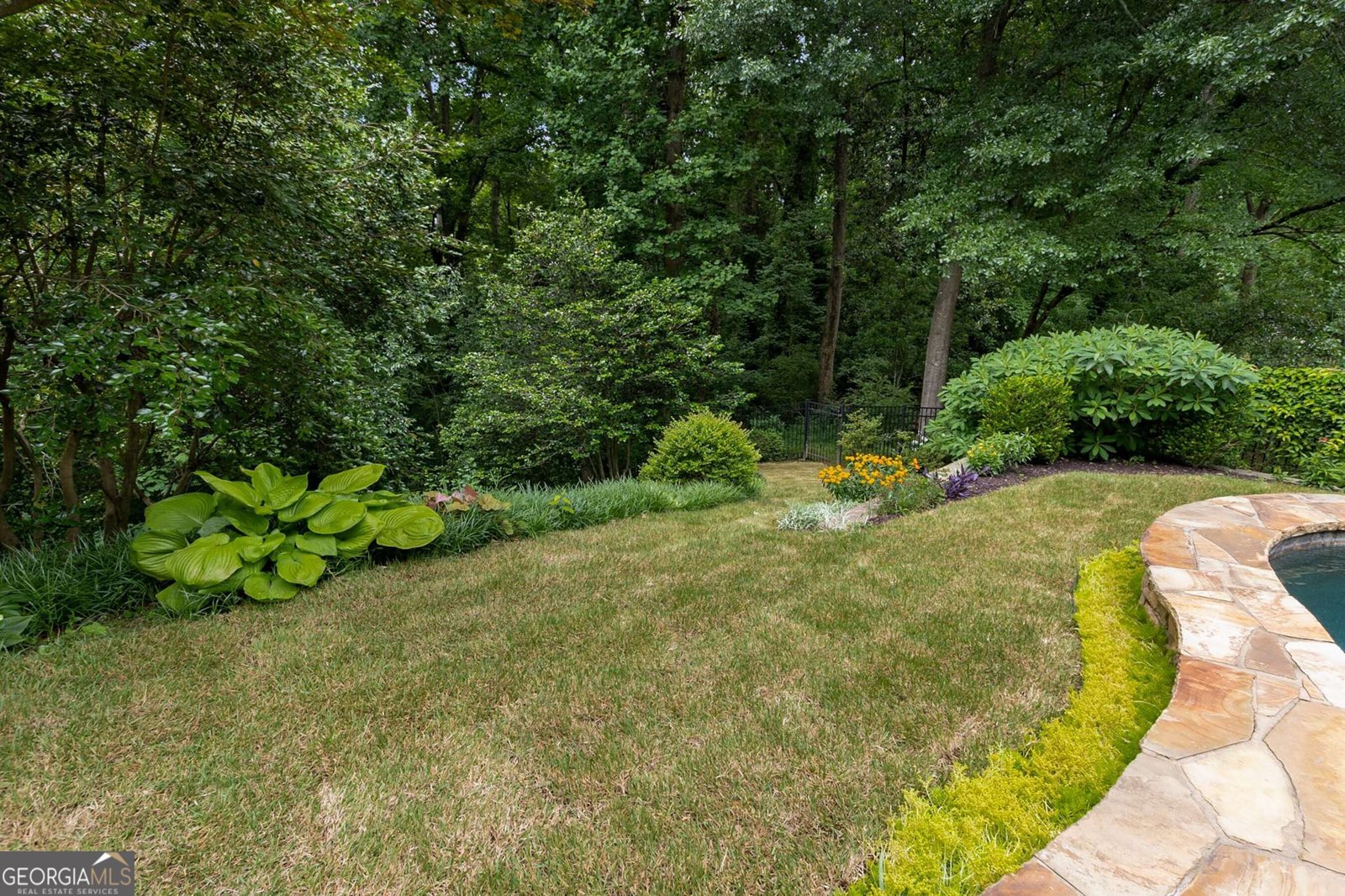 851 Courtenay Drive Atlanta - 45
