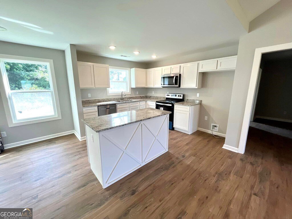 127 Lord Hatcher Drive Dexter - 8