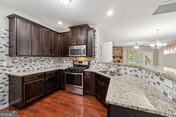 2366 Proctor Creek Enclave Acworth - 6