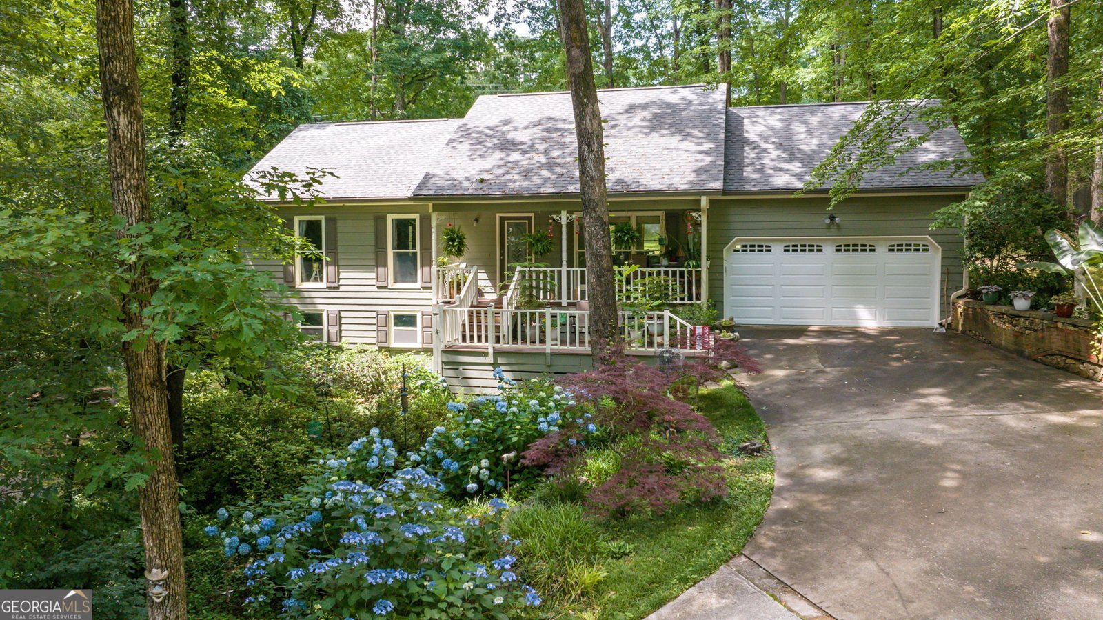1526 Oakleaf Drive Auburn - 2