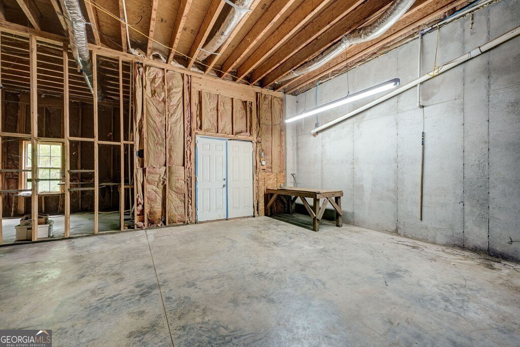 9327 Highway 52 Chatsworth - 35