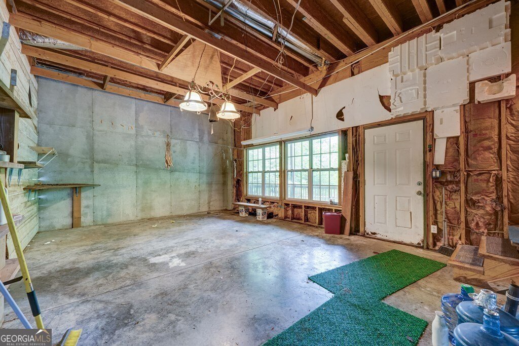 9327 Highway 52 Chatsworth - 38