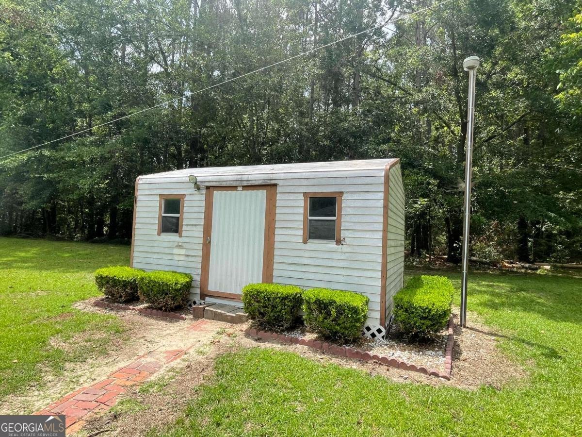 404 Baker Street Glennville - 22