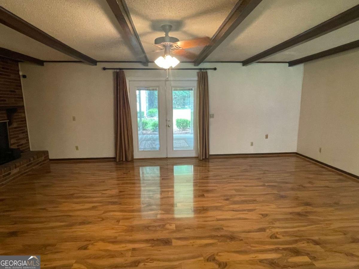 404 Baker Street Glennville - 7