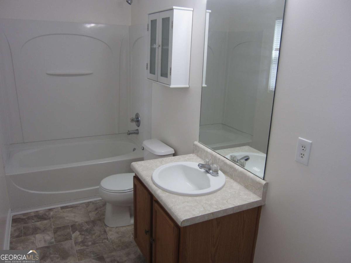 215 Silver Spring Street Dallas - 14