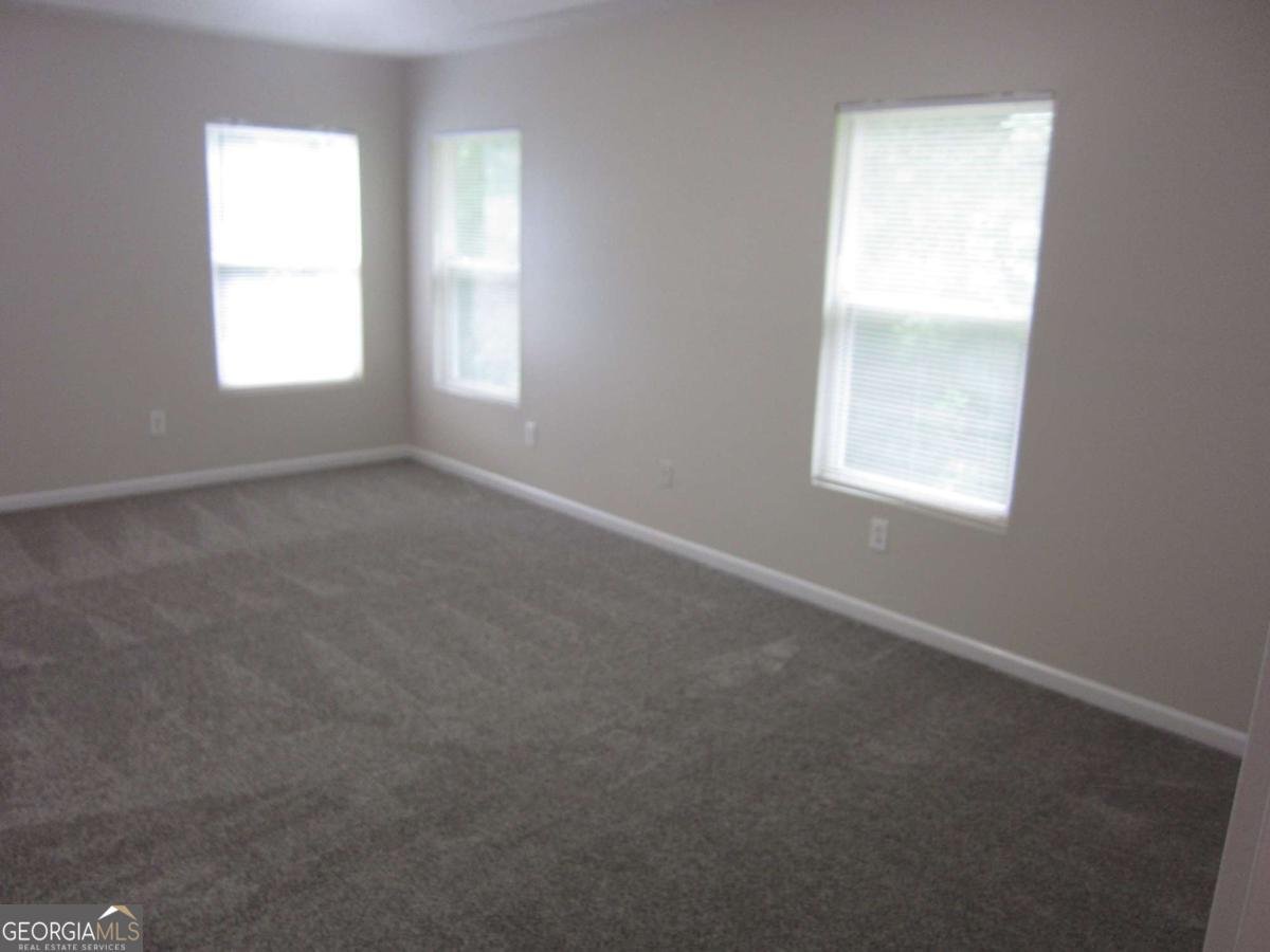215 Silver Spring Street Dallas - 20