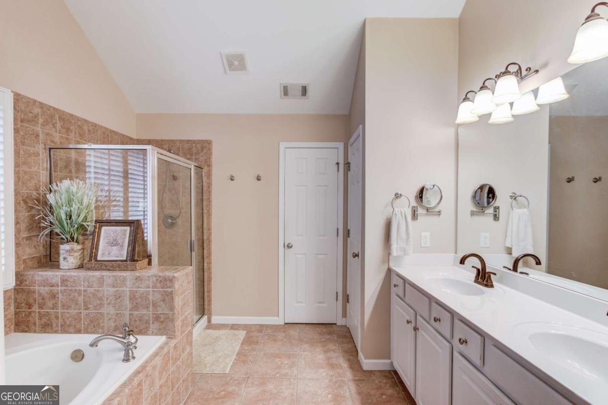 4235 Crestwood Bend Circle Buford - 21