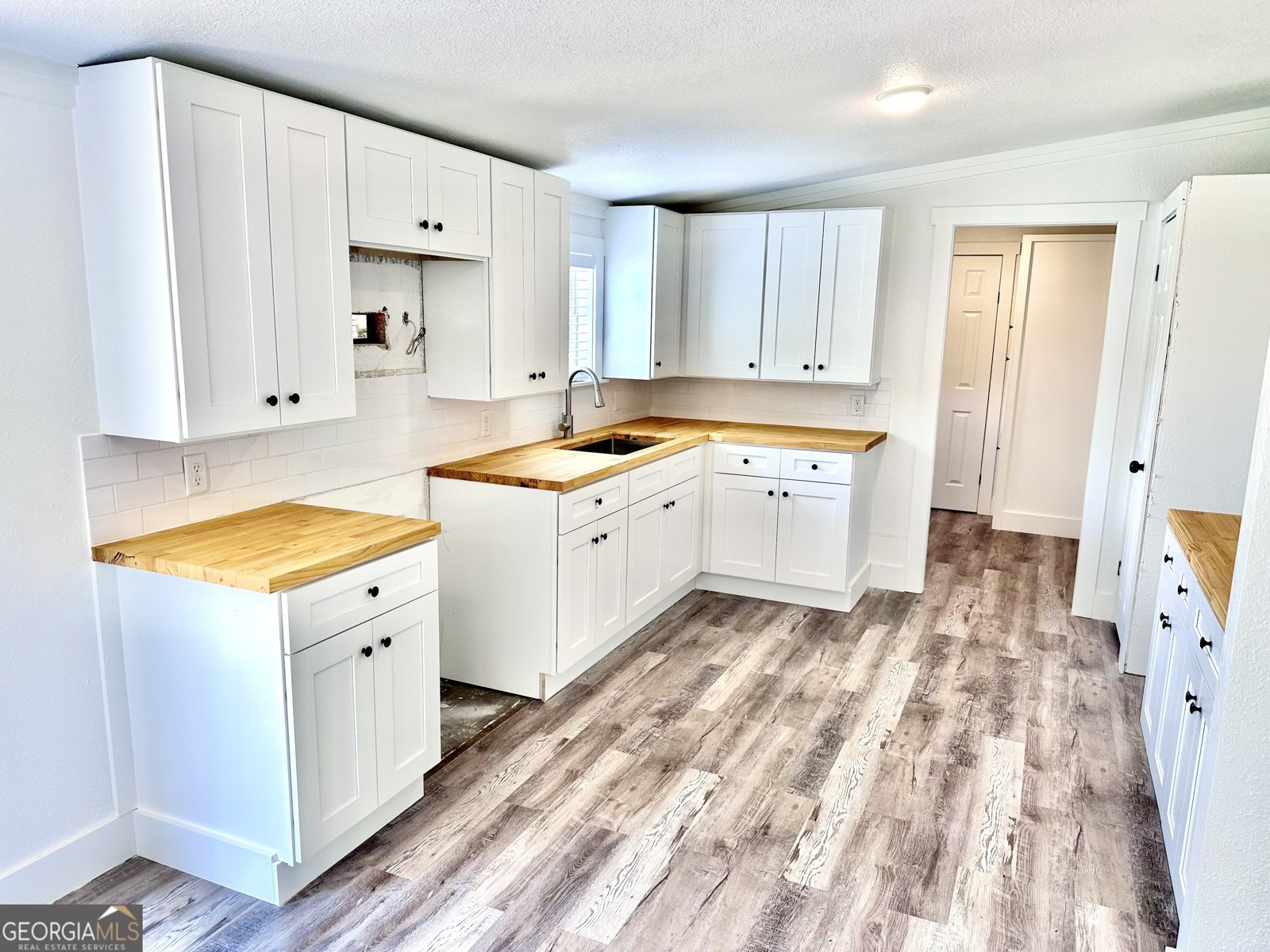 802 Alberta & Willie Robinson Claxton - 11