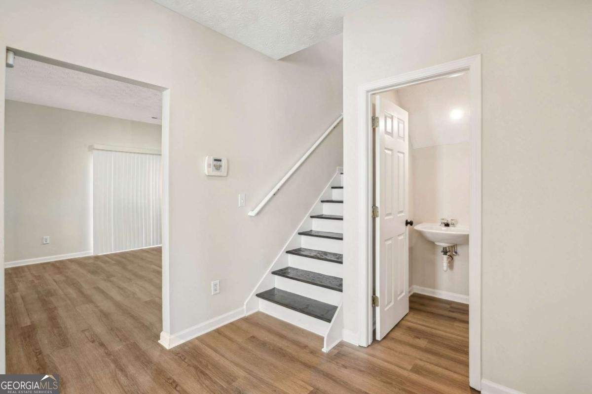 4593 Parkway Circle Atlanta - 2