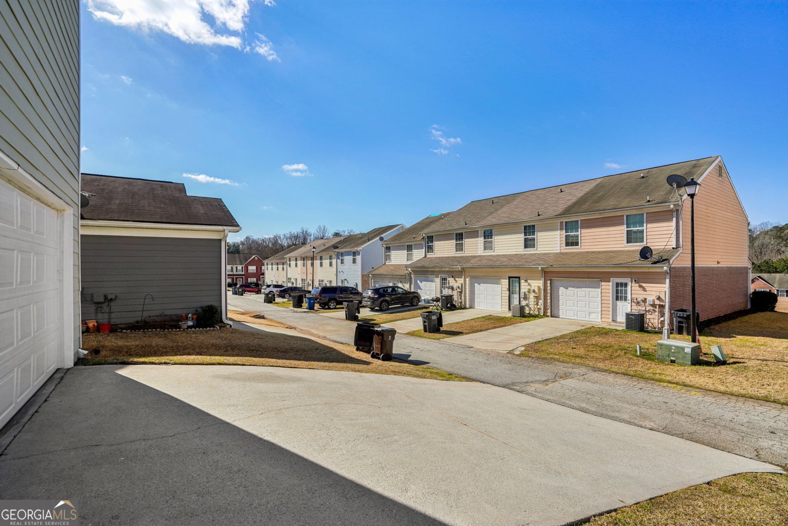 4593 Parkway Circle Atlanta - 24