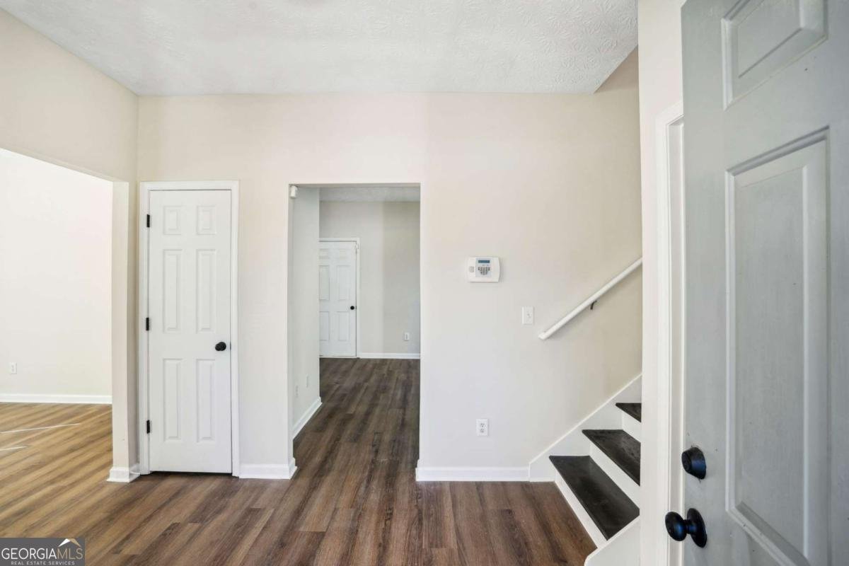 4593 Parkway Circle Atlanta - 3