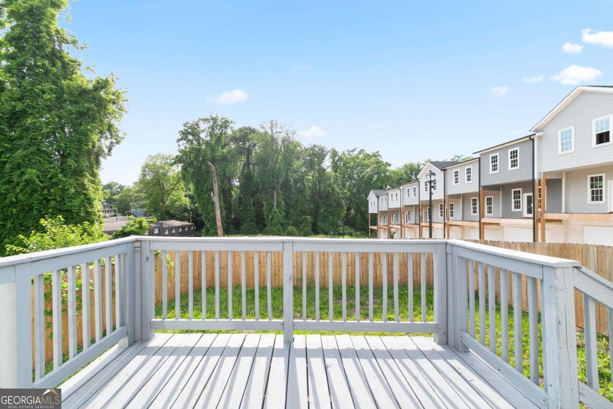 3175 Dogwood Drive Atlanta - 18