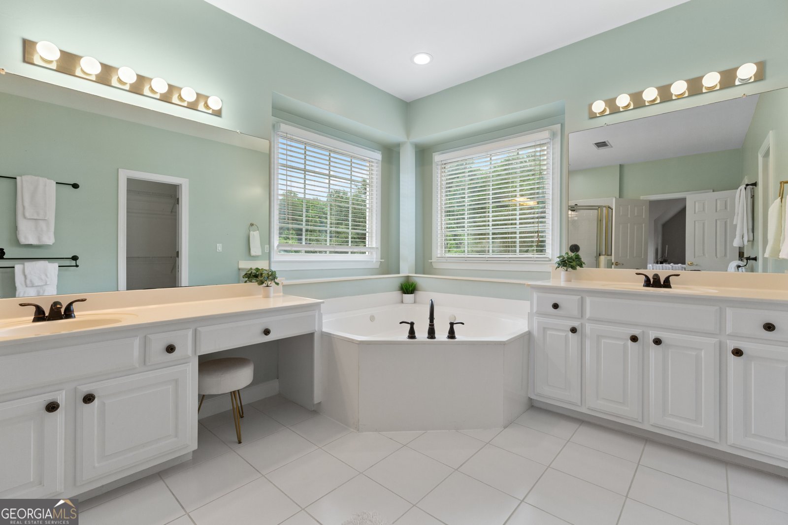 290 Bluff Oak Drive Roswell - 22