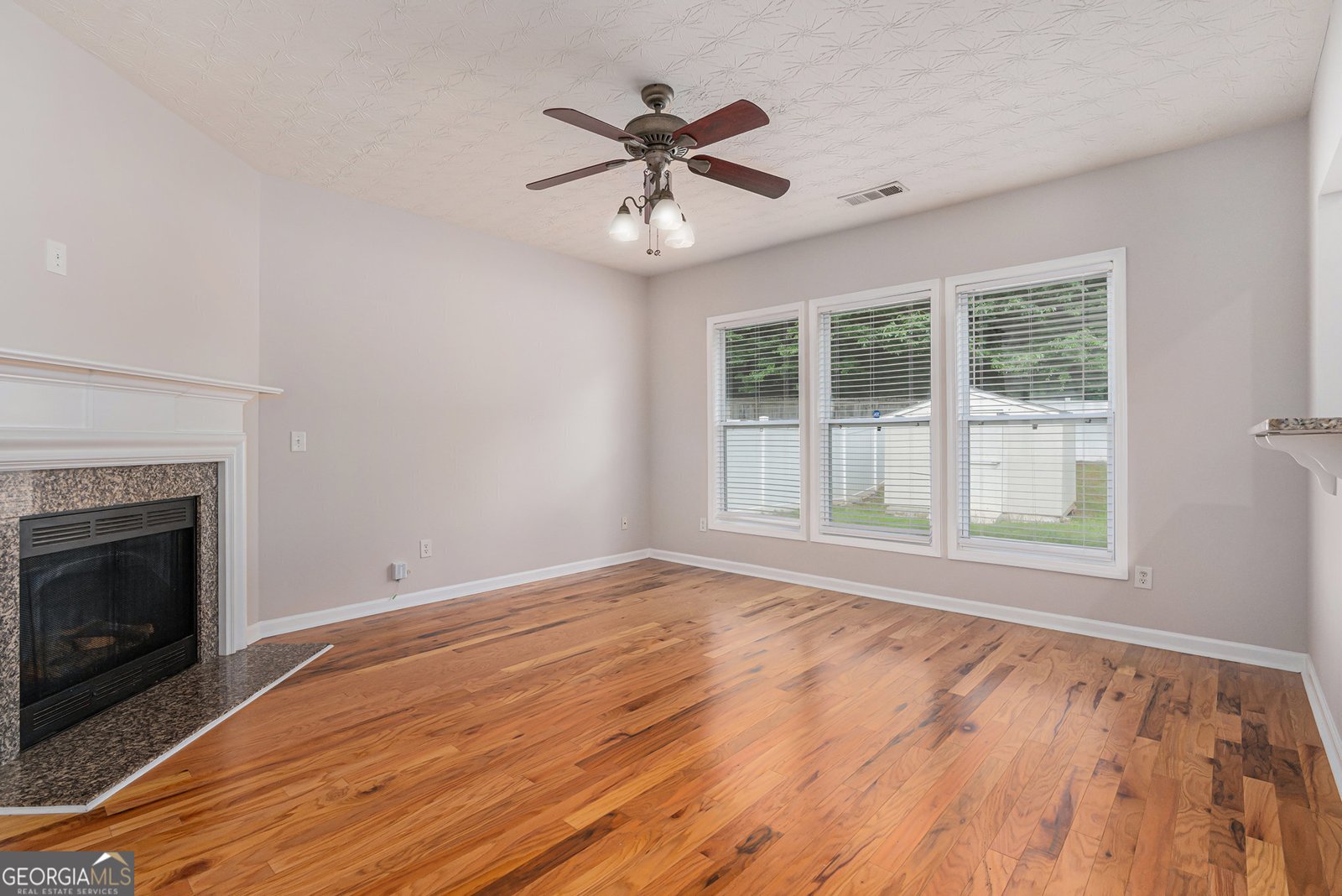 1576 Thornwick Trace Stockbridge - 2
