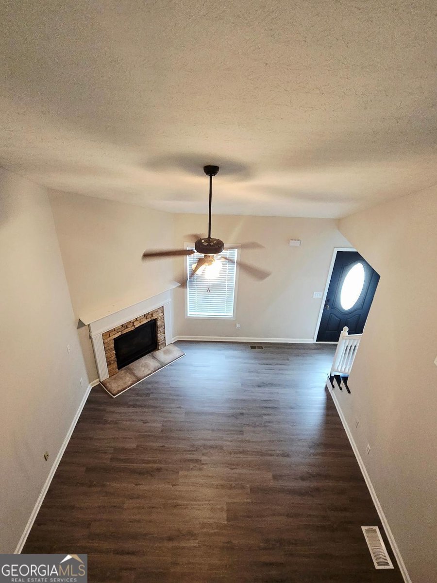 204 Twin Pines Court Dallas - 3
