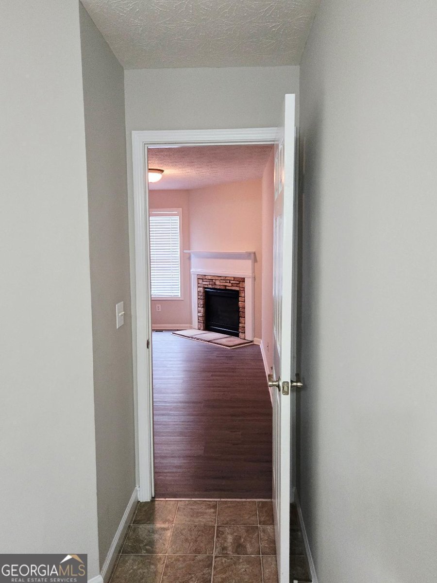 204 Twin Pines Court Dallas - 8