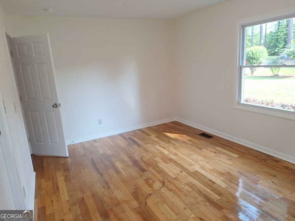 1261 Glenn Carrie Road Hull - 16