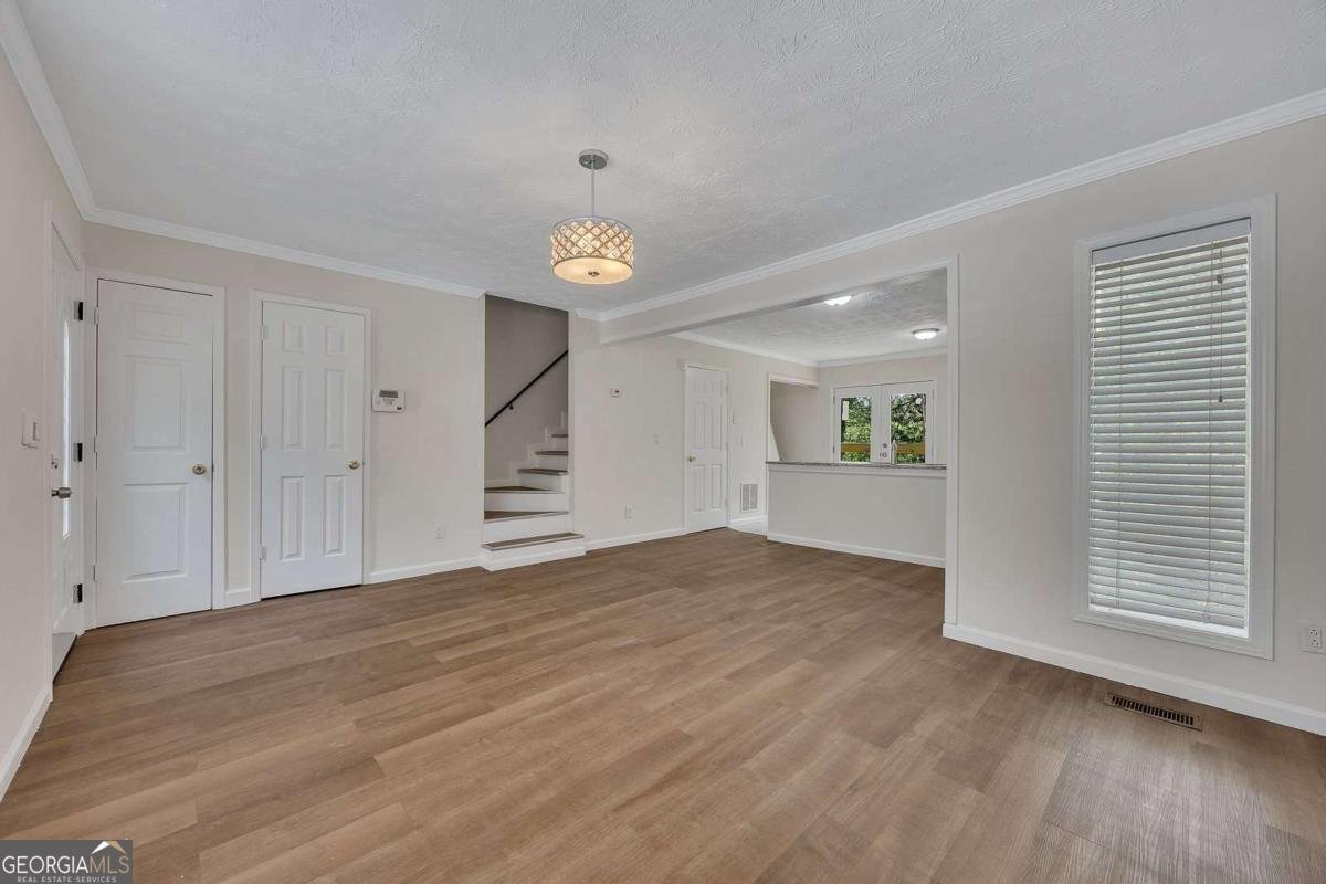 6991 Flagstone Drive Austell - 6