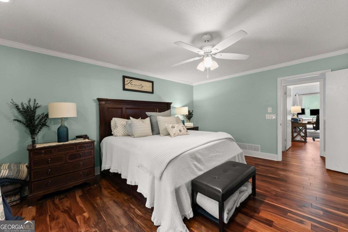 4951 Letha Road Gainesville - 22