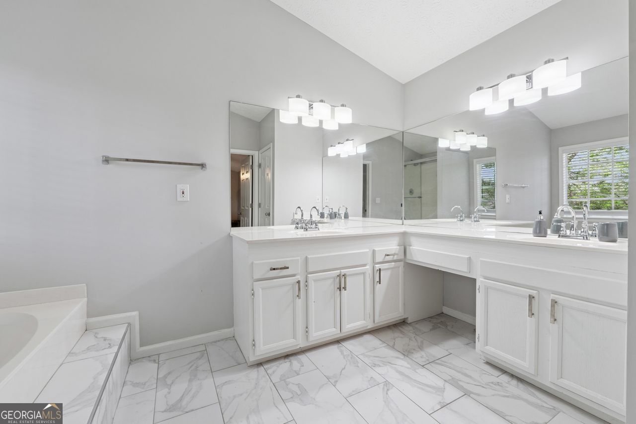 4147 PINEHURST VALLEY Drive Decatur - 18