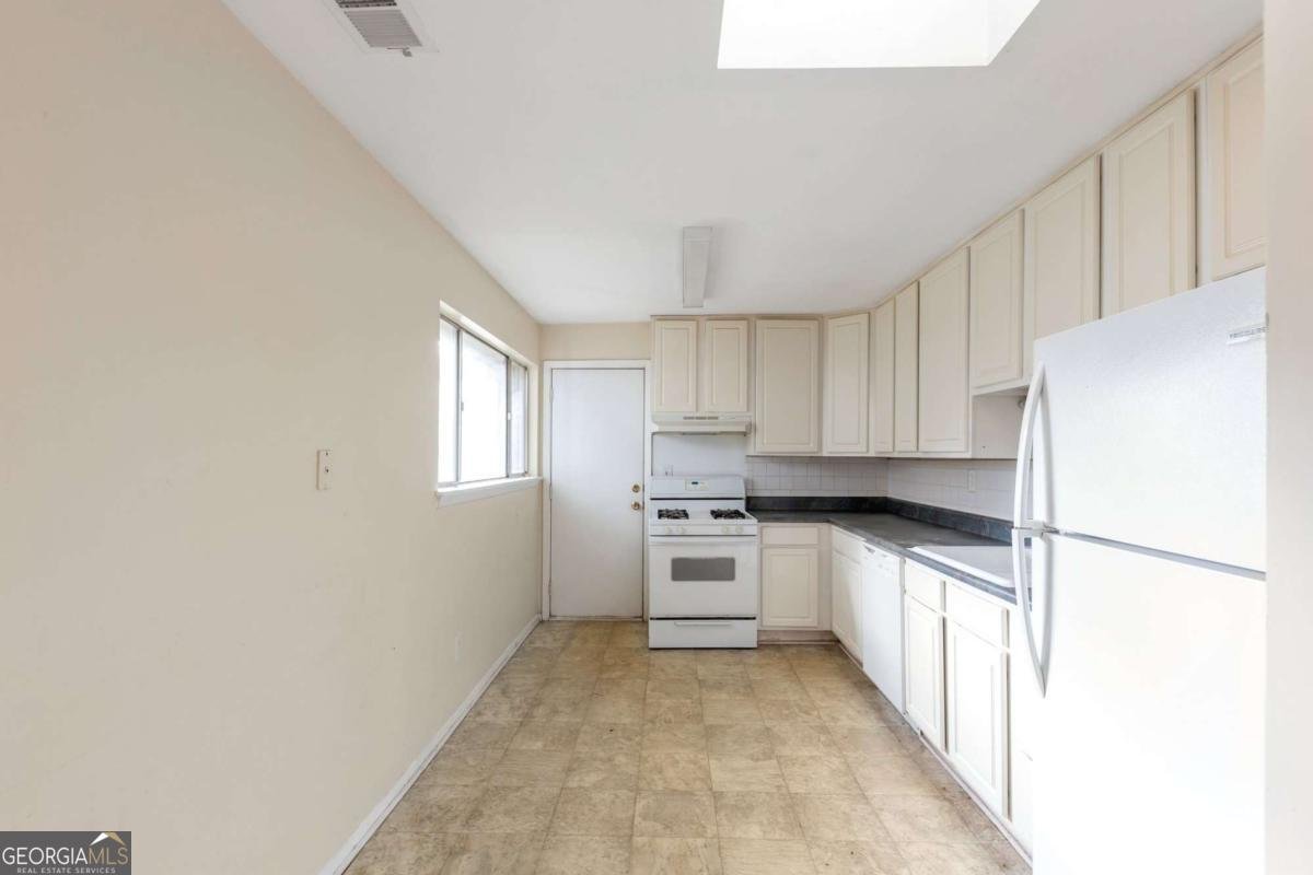346 Carpenter Drive Atlanta - 12